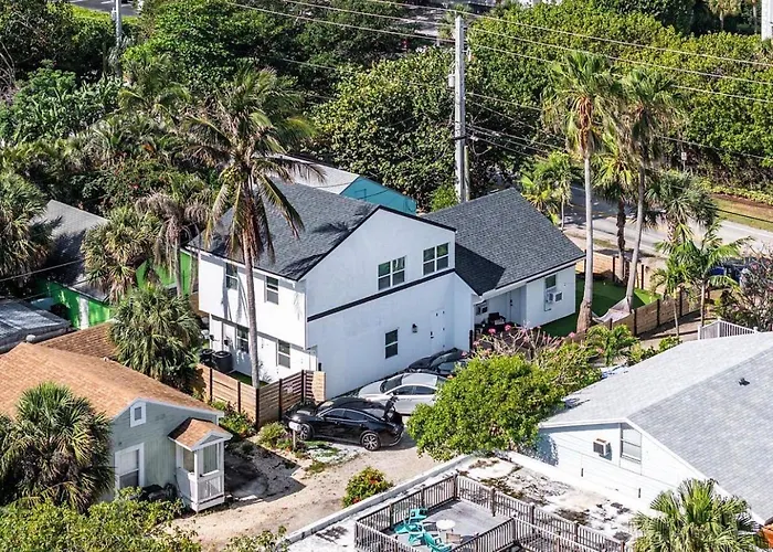 Ocean Ridge Retreat B